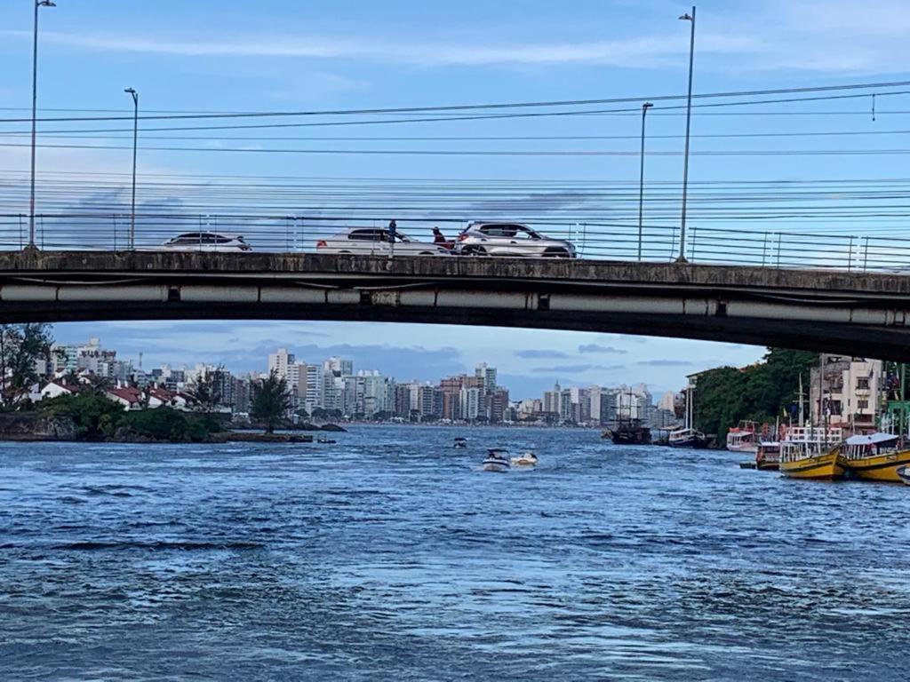 Apartamento Pe Na Areia E Aguas Tranquilas No Centro De Guarapari Exterior photo